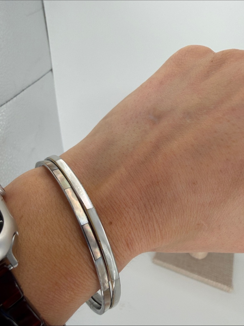 Delicate Silver with Iridescent Inlays Bangle Set - Modern Stackable Bracelets - Picture 4 of 7